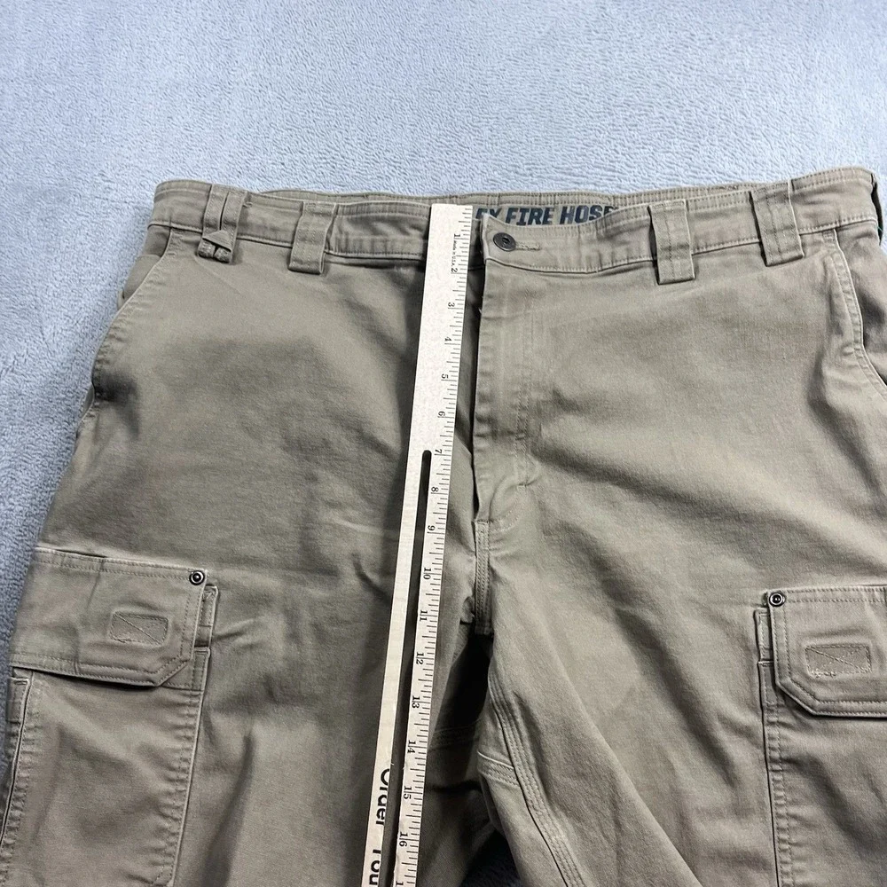 Duluth Trading Cargo Shorts Mens Size 40* Brown Flex Fire‎ Hose Outdoor Hiking